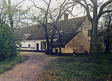 Boerderij Hanenburg. De omgeving van het Valkenbosplein was ook landelijk met meerder buitenplaatsen en boerderijen.